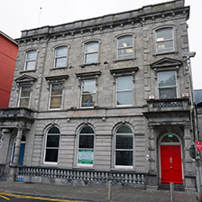 �C���^�[�i�V���i���E�n�E�X�E�S�[���E�F�C